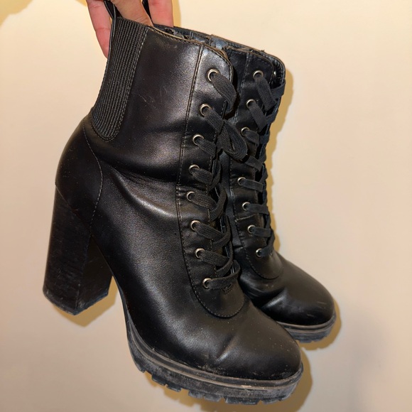 Steve Madden Women's Black Ankle Boots - Picture 2 of 3